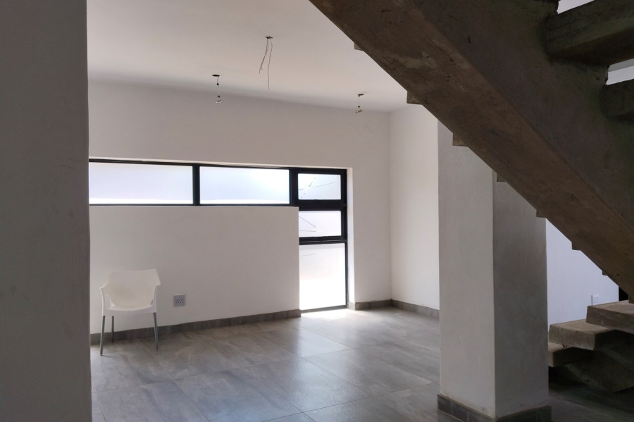 7 Bedroom Property for Sale in Gateway Manor North West